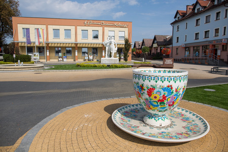 GOGOLIN-KAROLINKA-004-SM